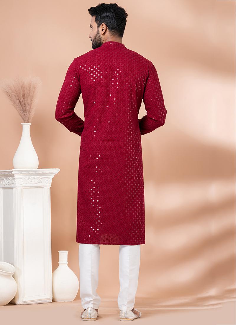 Red Light Embellished Kurta Pyjama (kopie)